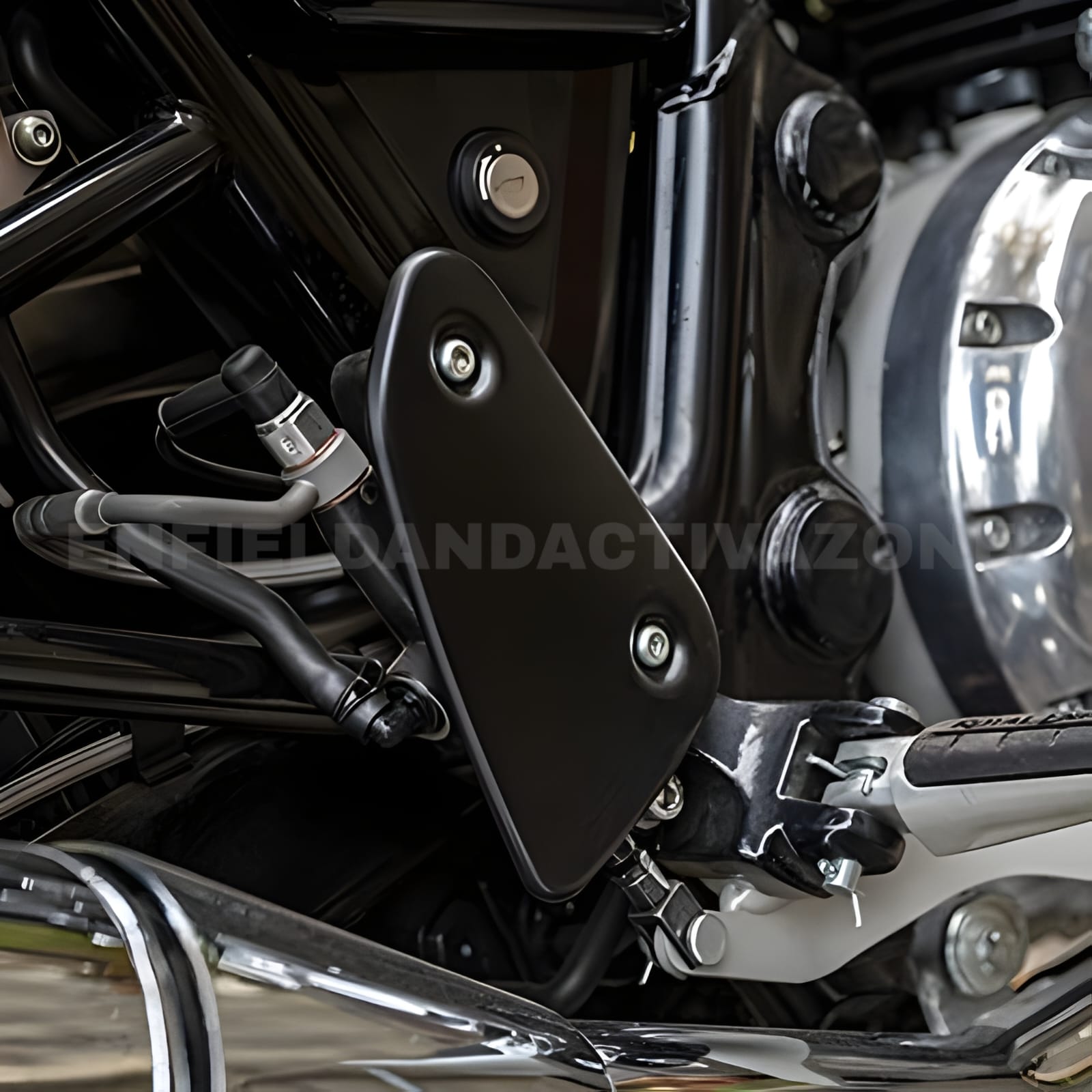 Royal Enfield Interceptor 650 & Continental GT 650 Black Heel Guards | Genuine OEM Footrest Heel Guard Set | Part No. 1990443 - Image 2