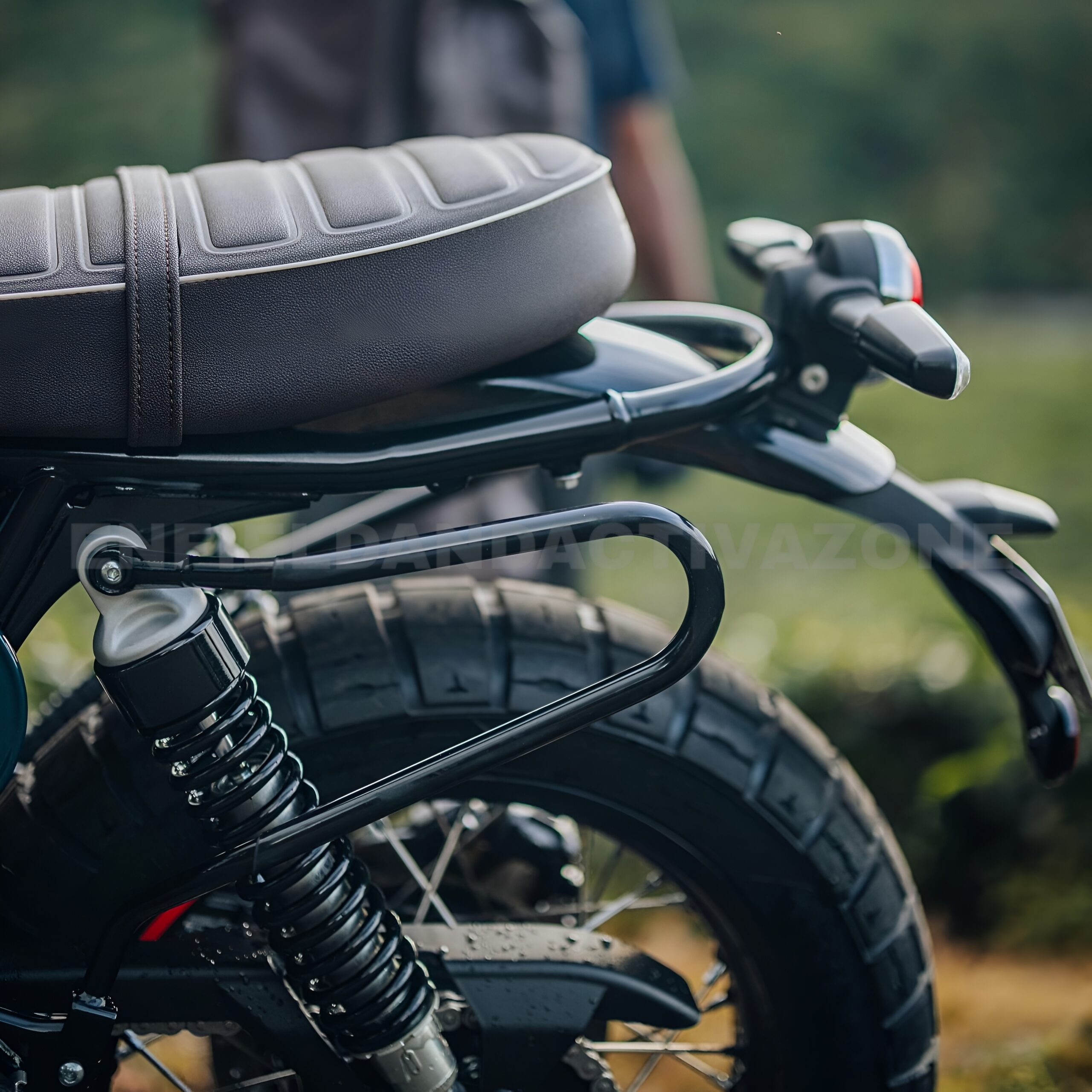 Royal Enfield Bear 650 Black Pannier Rails | Genuine OEM Saddle Stay & Luggage Support | Part No. 1990524 - Image 3