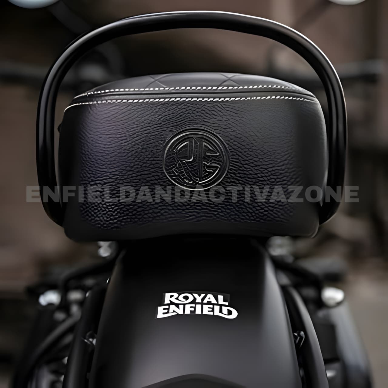 Royal Enfield Classic 350 & Classic 500 UCE Genuine Pillion Seat Kit | Rear Passenger Seat | Part No. 1990607 - Image 2