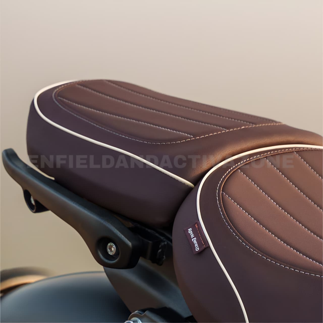 Royal Enfield Goan Classic 350 Brown Custom Passenger Seat | Genuine GMA | KXA00188 - Image 3