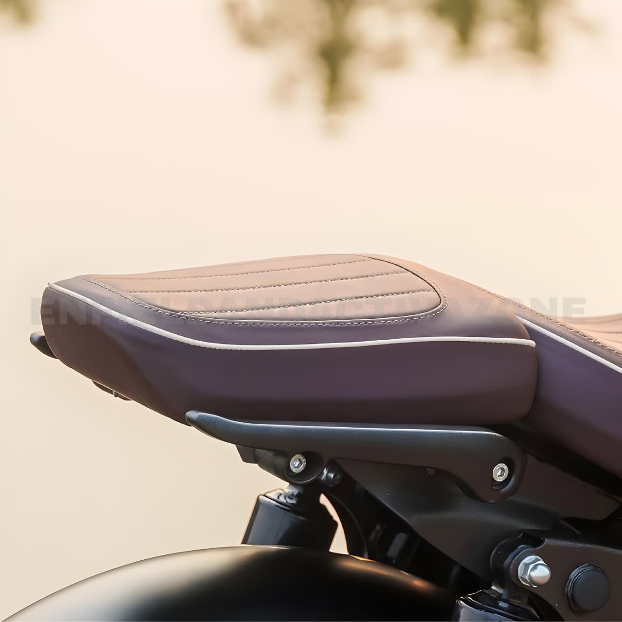 Royal Enfield Goan Classic 350 Brown Custom Passenger Seat | Genuine GMA | KXA00188 - Image 4